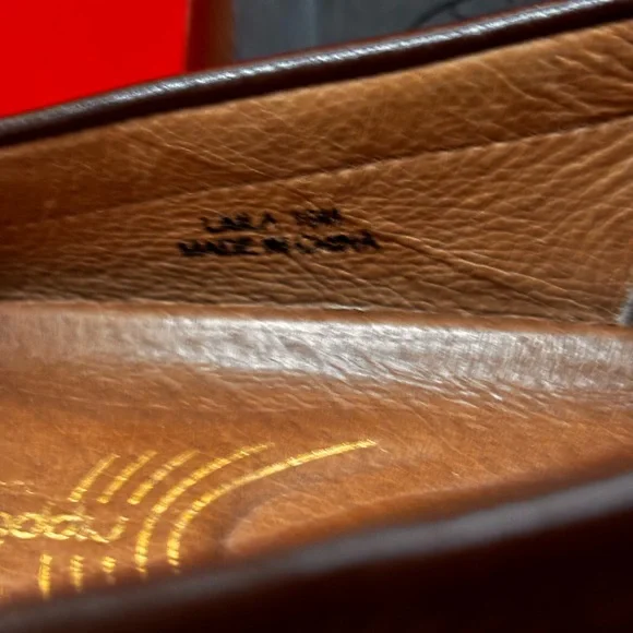 Sudini Brown Leather soft loafers size 10 medium - Picture 7 of 9